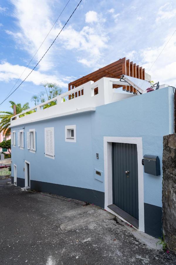 Madeira Surf Camp Hostel Porto Da Cruz Exterior photo